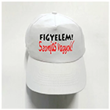Baseball sapka – Figyelem, szomjas vagyok! felirattal